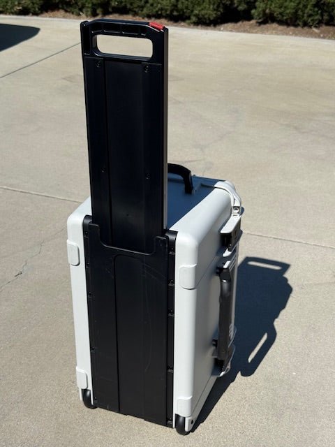 SKB hard rolling case - Excellent - PICKUP ONLY | AquaTech Imaging Solutions